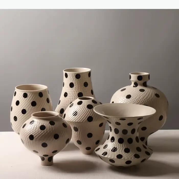 Vase en céramique, pot à fleurs à motif de vagues, artisanat en céramique, accessoires pour arrangements floraux, vase à fleurs, bouilloire