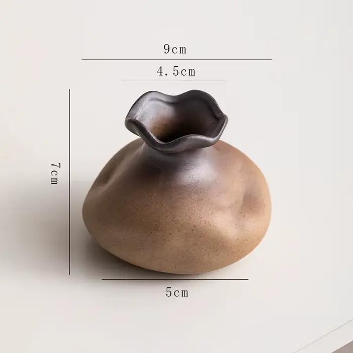 Vase en céramique créatif en forme de pierre irrégulière