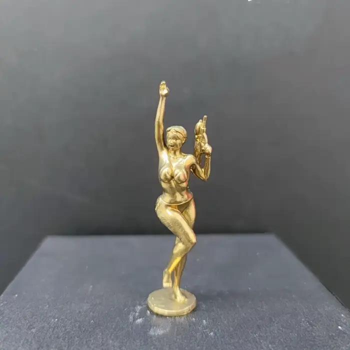 Figurine féminine en laiton vintage