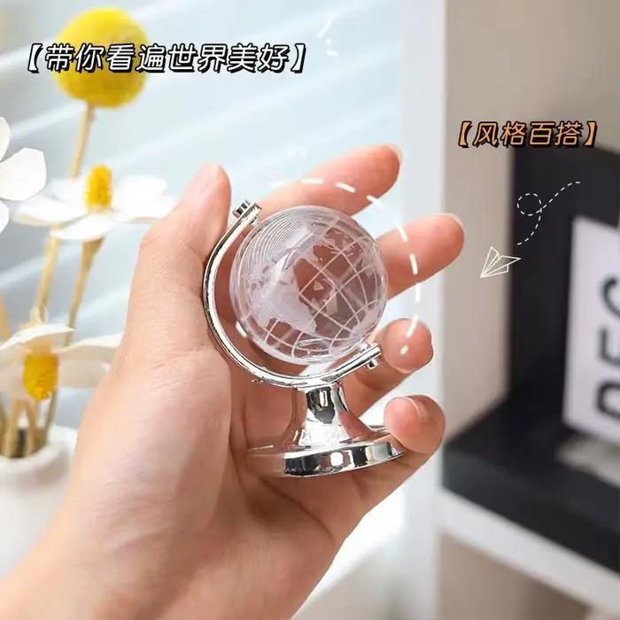 Boule de verre transparente