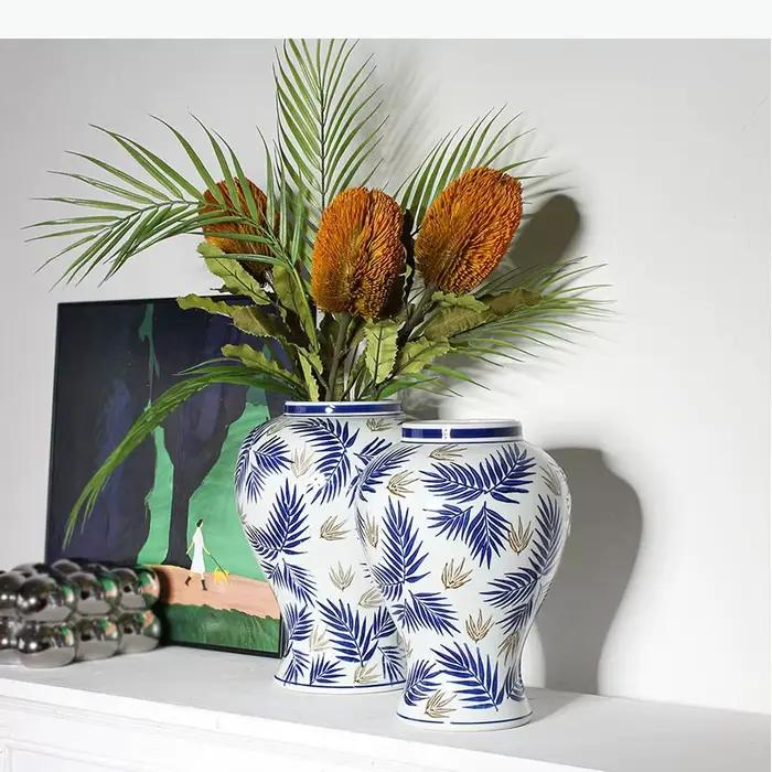 Vase en porcelaine bleu et blanc, pots de plantes, décoration de table, ornements, arrangement de fleurs, vases floraux, décoration esthétique de la pièce