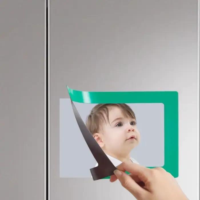 Lot de 12, cadre photo magnétique pour réfrigérateur |   Peut contenir des photos de 3,5 x 5 pouces, 2,5 x 3,5 pouces, cadre photo en PVC couleur