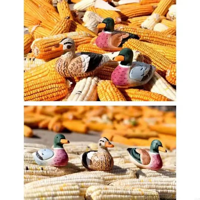 Figurine classique canard colvert en bois