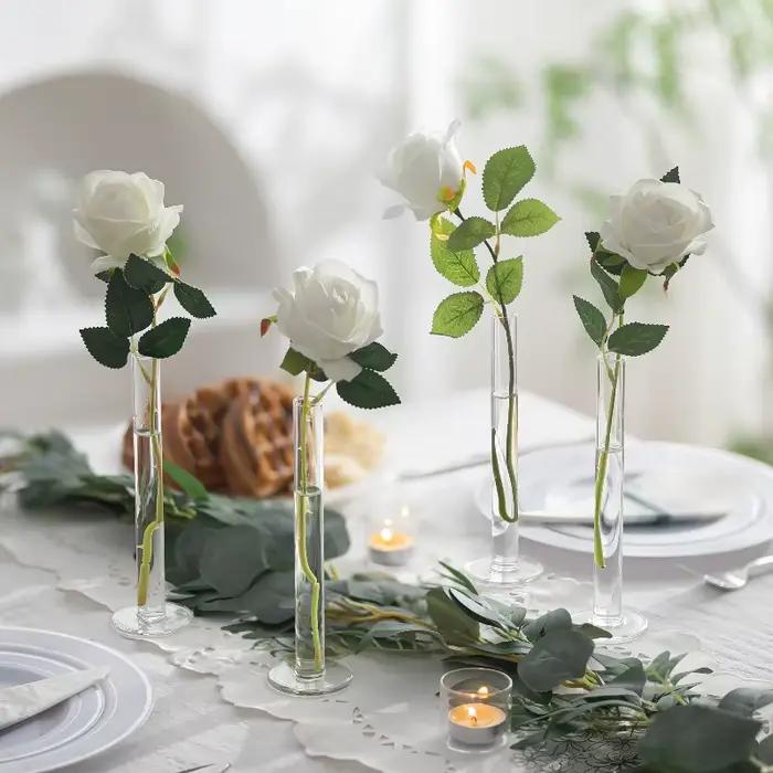 Vases cylindriques en verre droits et fins