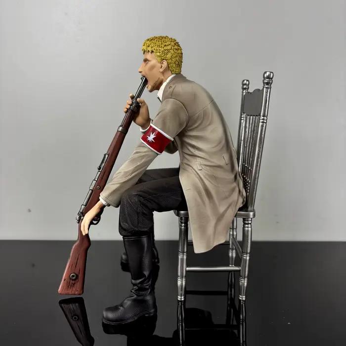 Figurine d'Anime Attack on Titan Reiner, 22 cm, Statue en PVC de Reiner Braun pour la Décoration de Bureau, Modèle de Jouets pour Filles