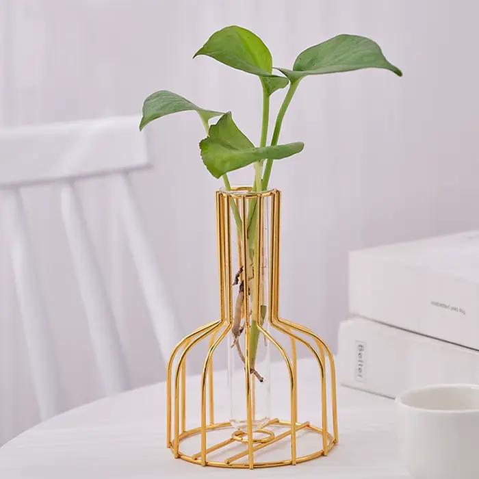 1 ensemble de vase métallique en fer forgé doré