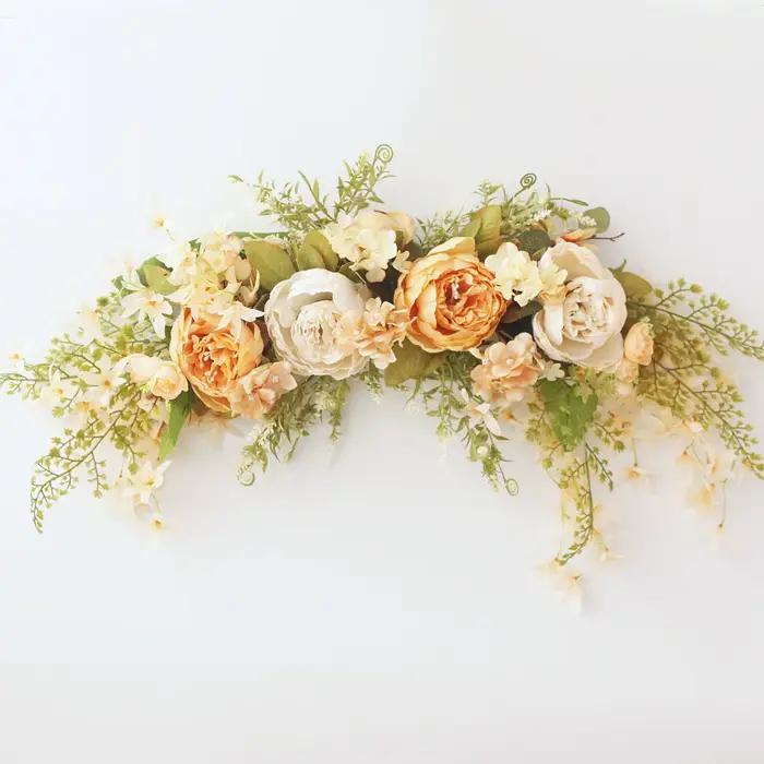 Fleurs artificielles pour arc de mariage