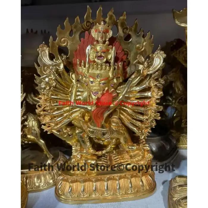 Statue de Bouddha du Tibet Taka Vajra verte dorée pour protection et bénédiction culte maison autel occassions spéciales trame traditionnelle et moderne statuaire