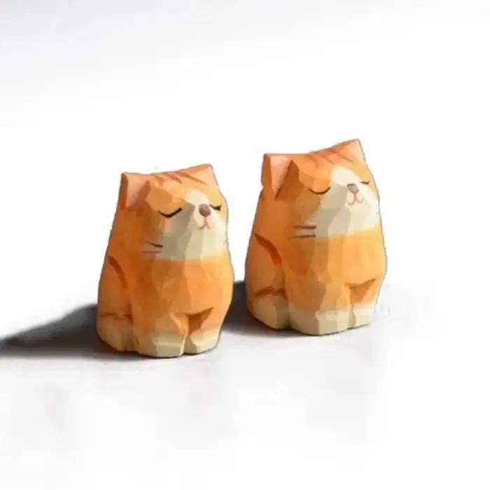 Ornement de chaton en bois sculpté à la main
