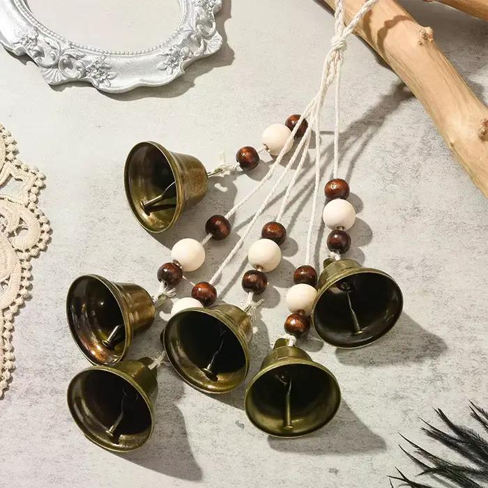 Décor suspendu de cloche