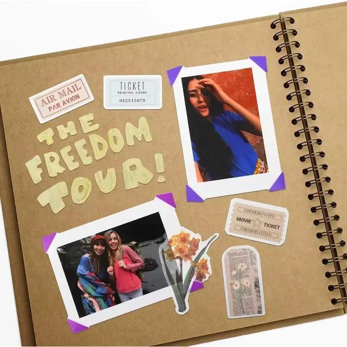 Album photo de scrapbooking pour bricolage