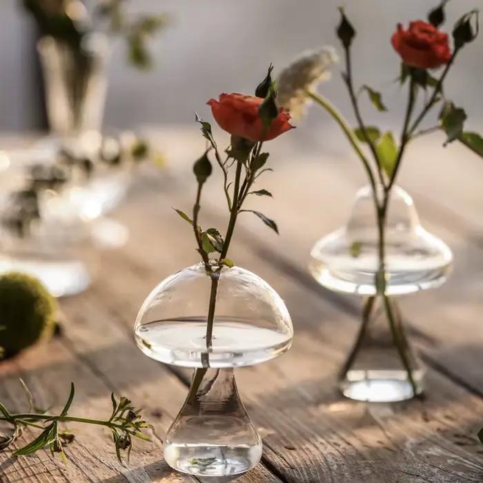 Vase en verre en forme de pièce plus lente