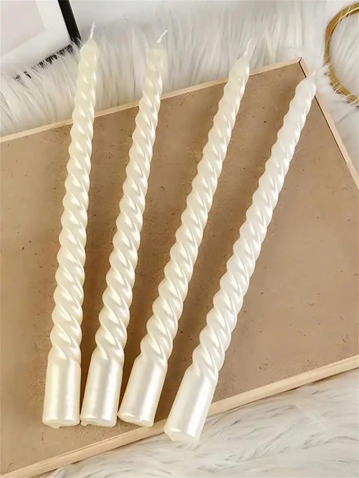 Ensemble de 4 bougies coniques noires de 10 pouces