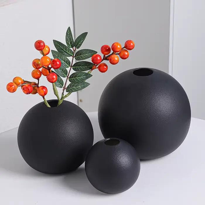 Vase en céramique boule noire et blanche européenne