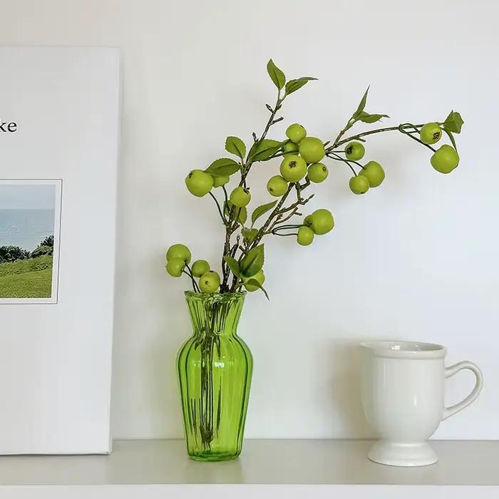Vase en verre vert vintage à bord festonné vase de table élégant pour fleurs séchées ou artificielles décoration de salon bureau occasion spéciale