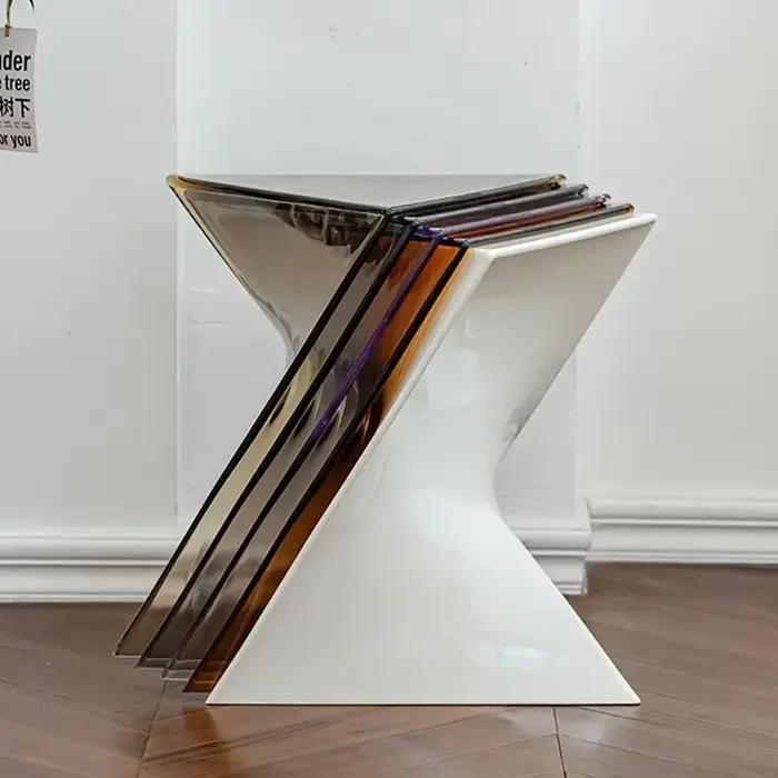 Table acrylique transparente moderne