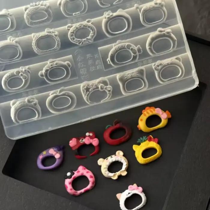 Moule à ongles en silicone transparent 3D, motif dessin animé mignon avec chapeau et nœud papillon, accessoire DIY pour les passionnés de beauté