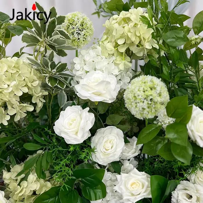 Arrangement floral d'hortensia vert en soie pour décoration intérieure et extérieure, anniversaire, baby shower, fiançailles, cérémonie de diplôme, occasions spéciales ``` 请注意，上述描述严格遵循了提供的事实，并未添加任何未列出的特性或细节。此外，描述中没有提及价格、产地、制造商等信息。