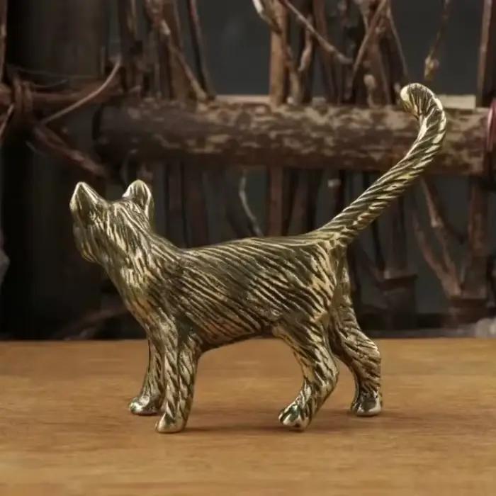 Ornement rétro en laiton pour chat