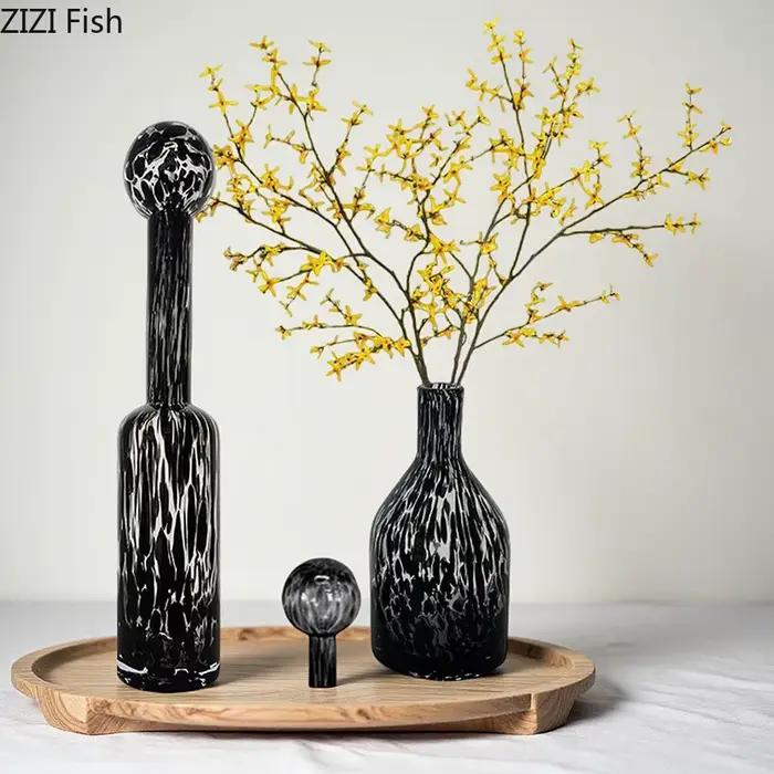 Vase en verre à Texture de couleur ambre
