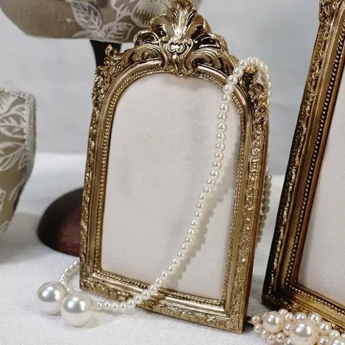 Présentoir à colliers vertical fait main motif floral, buste de présentation de bijoux multifonctionnel et peu encombrant