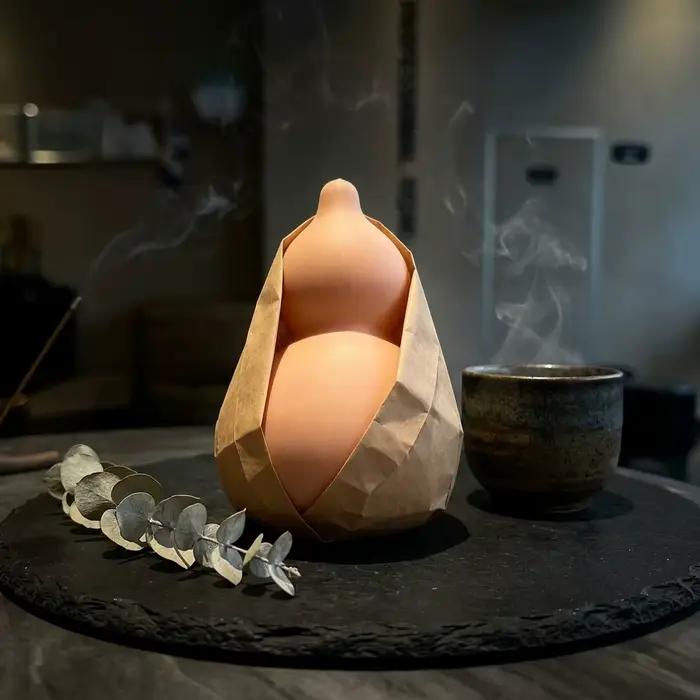 Ornement élégant en forme de gourde