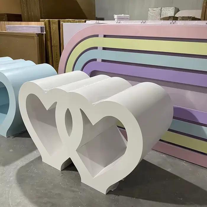 Table courbe acrylique au Design créatif