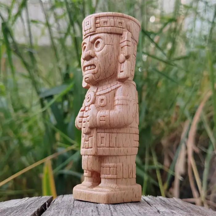 Statue de totem aztèque en bois sculptée à la main de 3