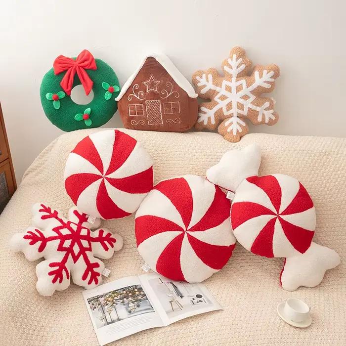 Coussin en peluche couronne de bonbons flocon de neige