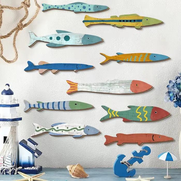 Décorations murales de poisson en bois peintes à la main colorées : ajoutez un charme d'éclaboussures d'océan vers votre espace