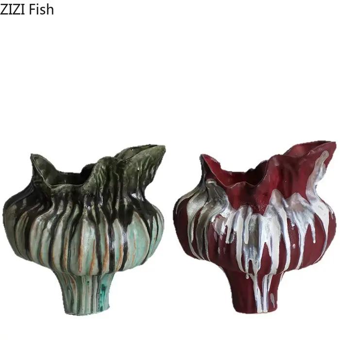 Vase en porcelaine peinte de Style Wabi Sabi
