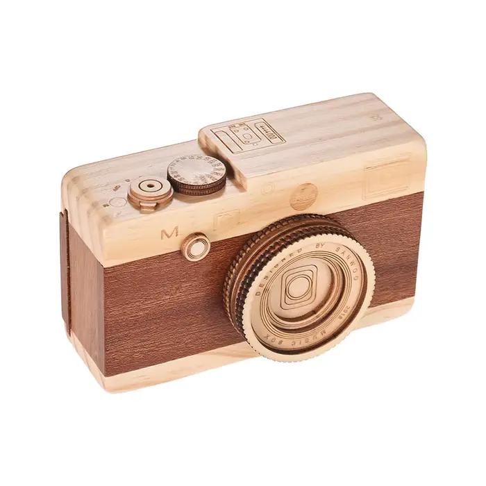 Boîte à musique en bois