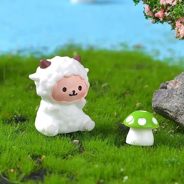 Micro ornement de paysage de mouton de dessin animé mignon
