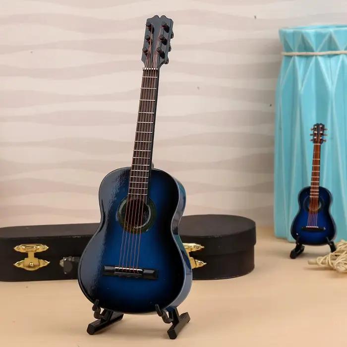 Mini guitare classique en bois Miniature