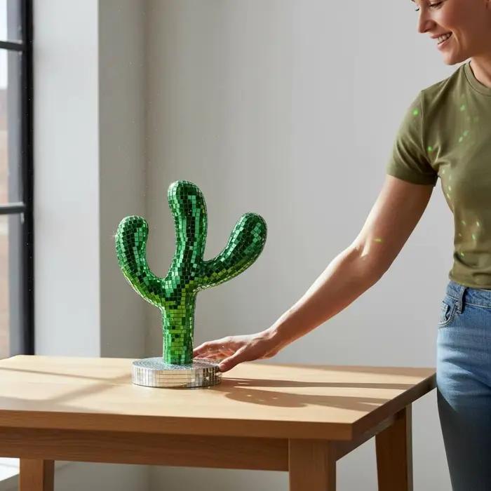 Statue de cactus miroir scintillant Disco Sphere