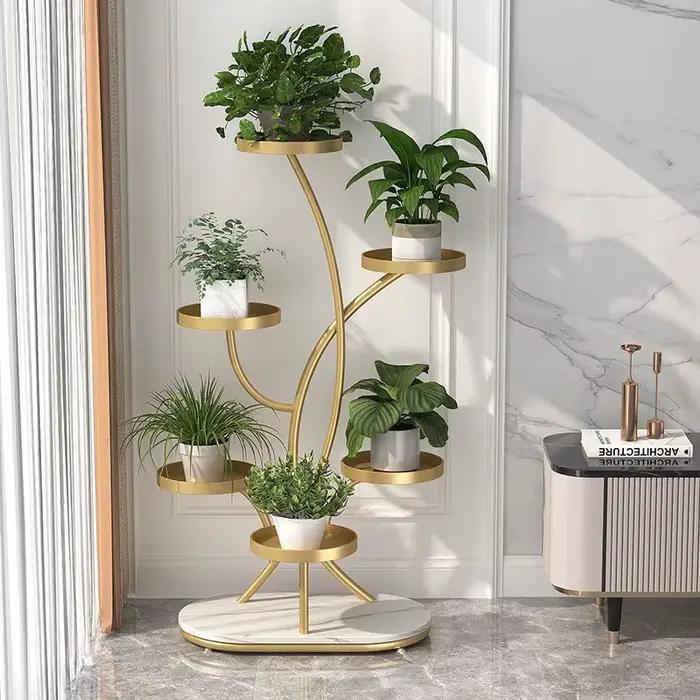 Étagère à plantes en métal