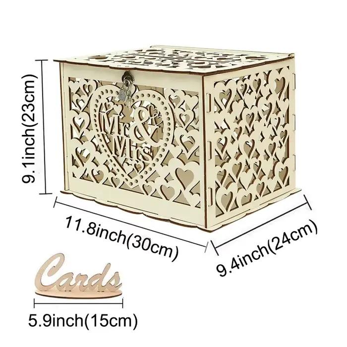 Boîte en bois évidée pour cartes de mariage