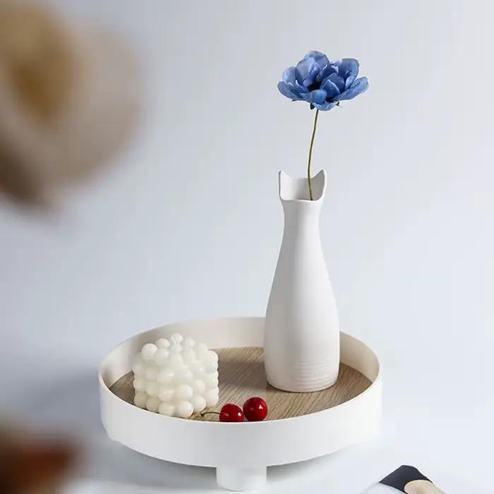 Vases en poterie pour réception de mariage