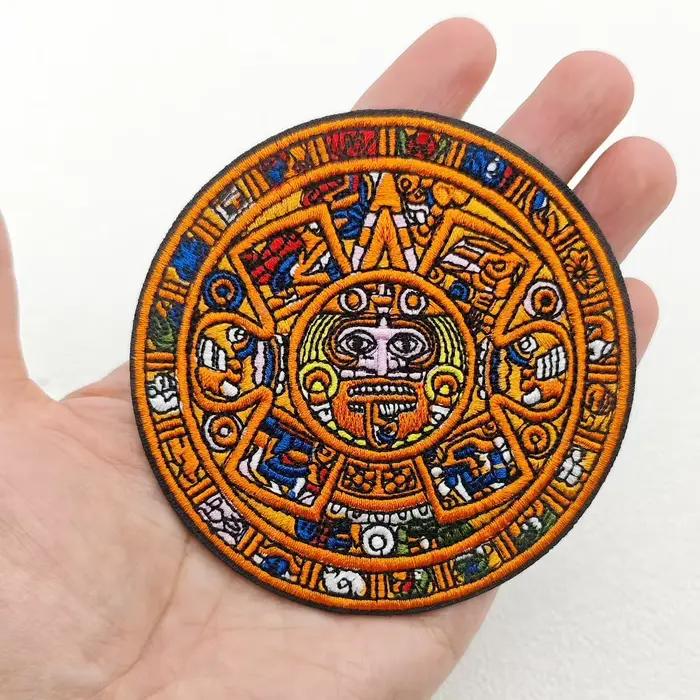 Patch brodé Calendrier Aztec Pierre du Soleil