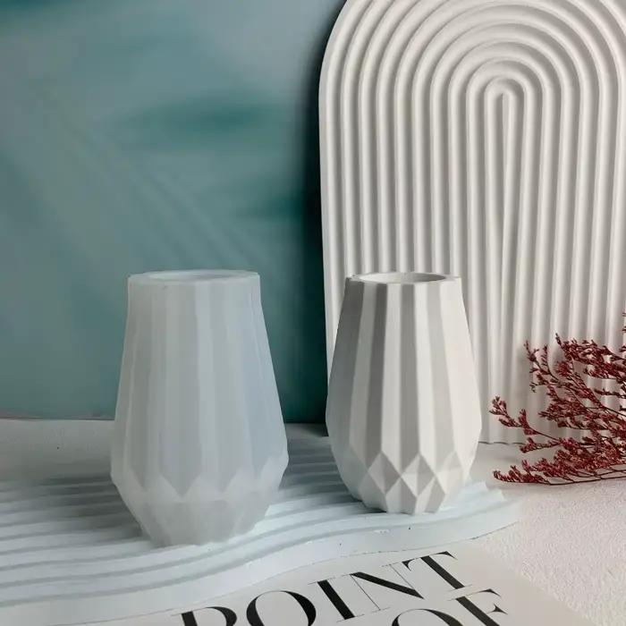 Vase à facettes en Silicone