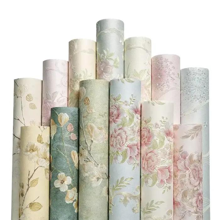 Rouleaux de papier peint à fleurs blanches pour chambre à coucher