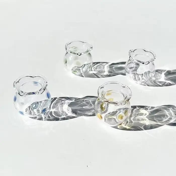 Sculpture florale artisanale en verre soufflé