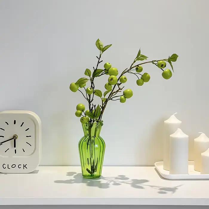 Vase en verre vert vintage à bord festonné vase de table élégant pour fleurs séchées ou artificielles décoration de salon bureau occasion spéciale