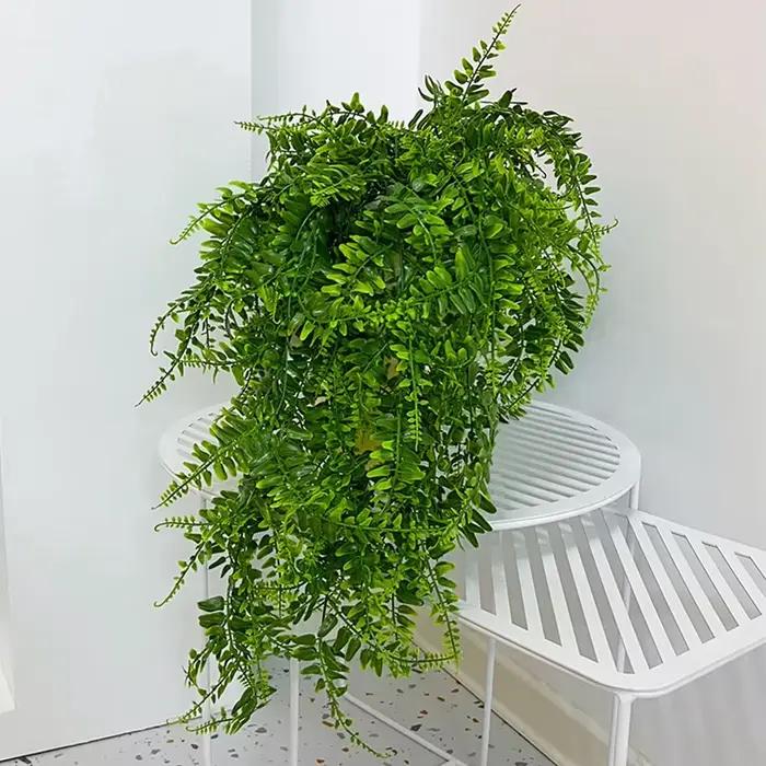 Et détails de décoration, plantes artificielles suspendues et détails de décoration adaptées à un usage quotidien, coupe de détails