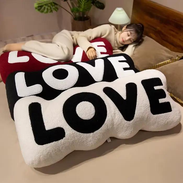 Coussin lombaire en forme de lettre d'amour pour canapé salon Saint Valentin cérémonies de mariage décorations de fête couleur bleu royal gris clair lac bleu rouge clair rouge foncé vert clair