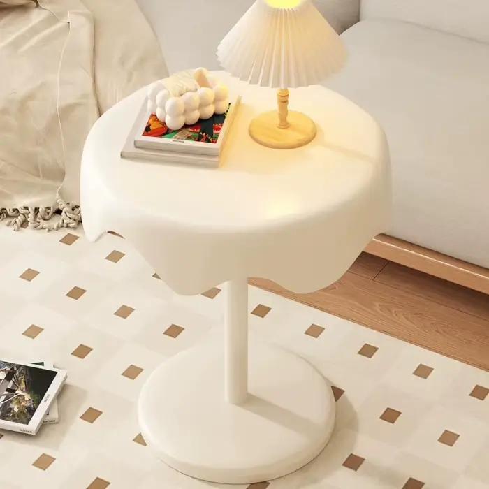 Table basse rose mignonne