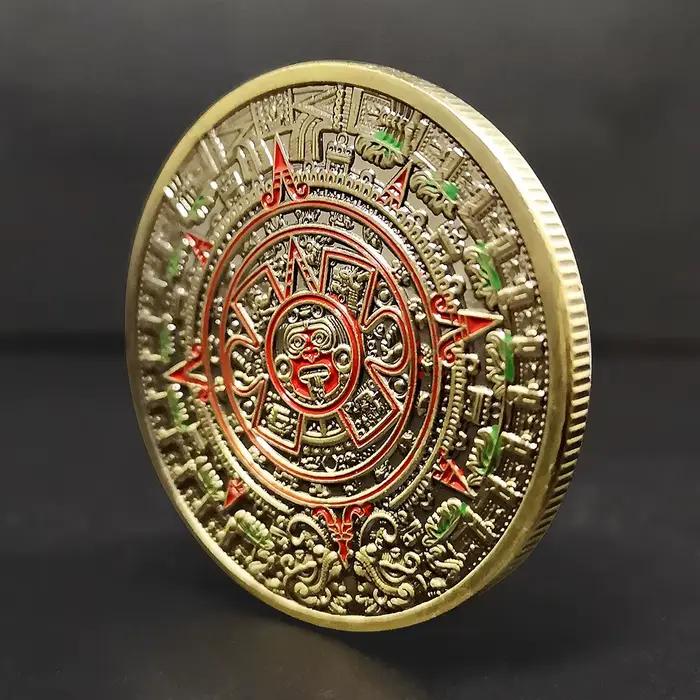 Calendrier de Dragon en or aztèque