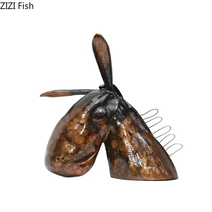 Sculptures minimalistes d'animaux abstraits en métal pour bureau et décoration d'intérieur occasions spéciales ``` 这段回答遵循了提供的指南，使用了正确的HTML标签，并且没有添加任何未列出的特性或信息。同时，它也确保了描述的吸引力和说服力，以及对产品的正面介绍。