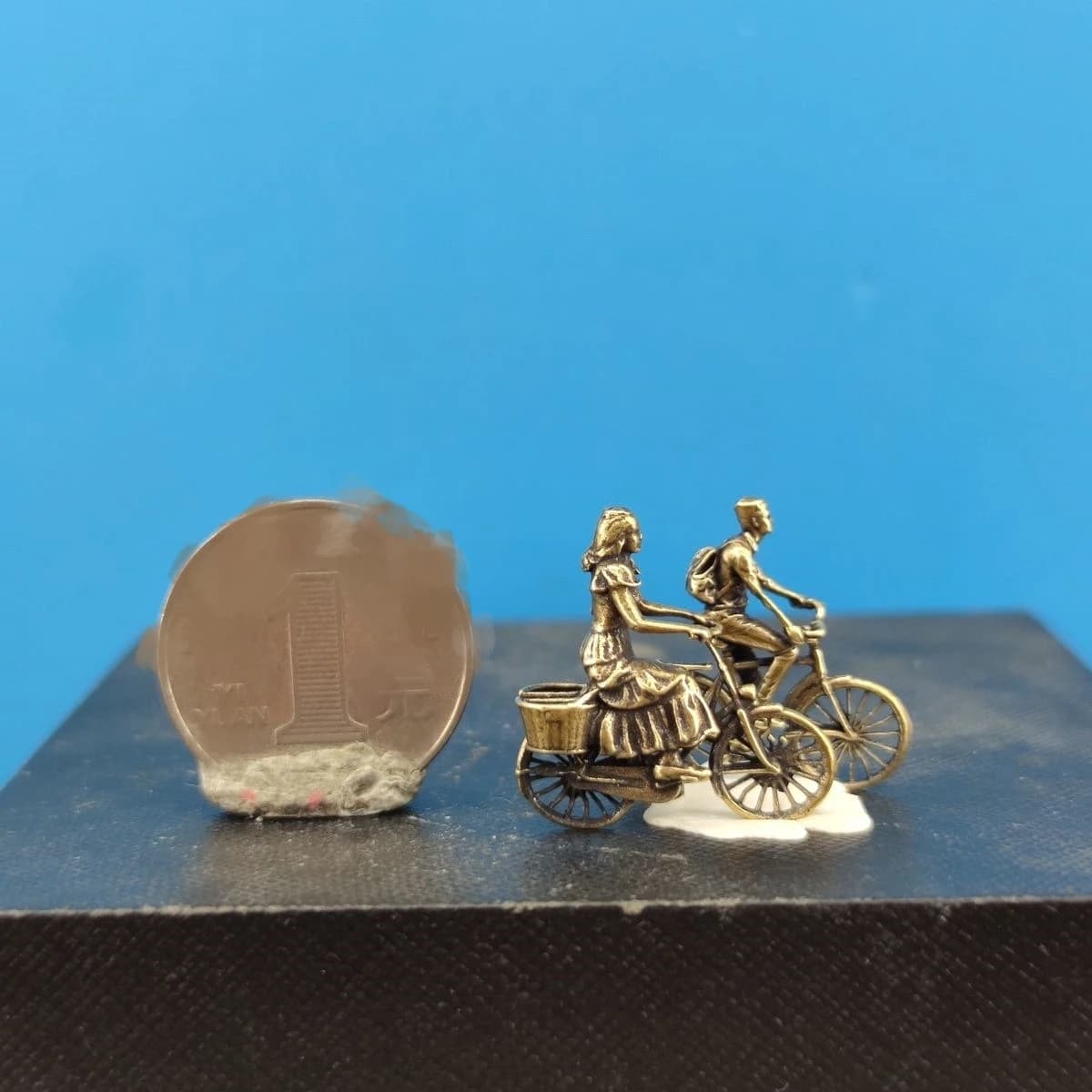 Figurine de mini-vélo en laiton pour Couple, ornement décoratif pour la maison, bureau, Micro paysag