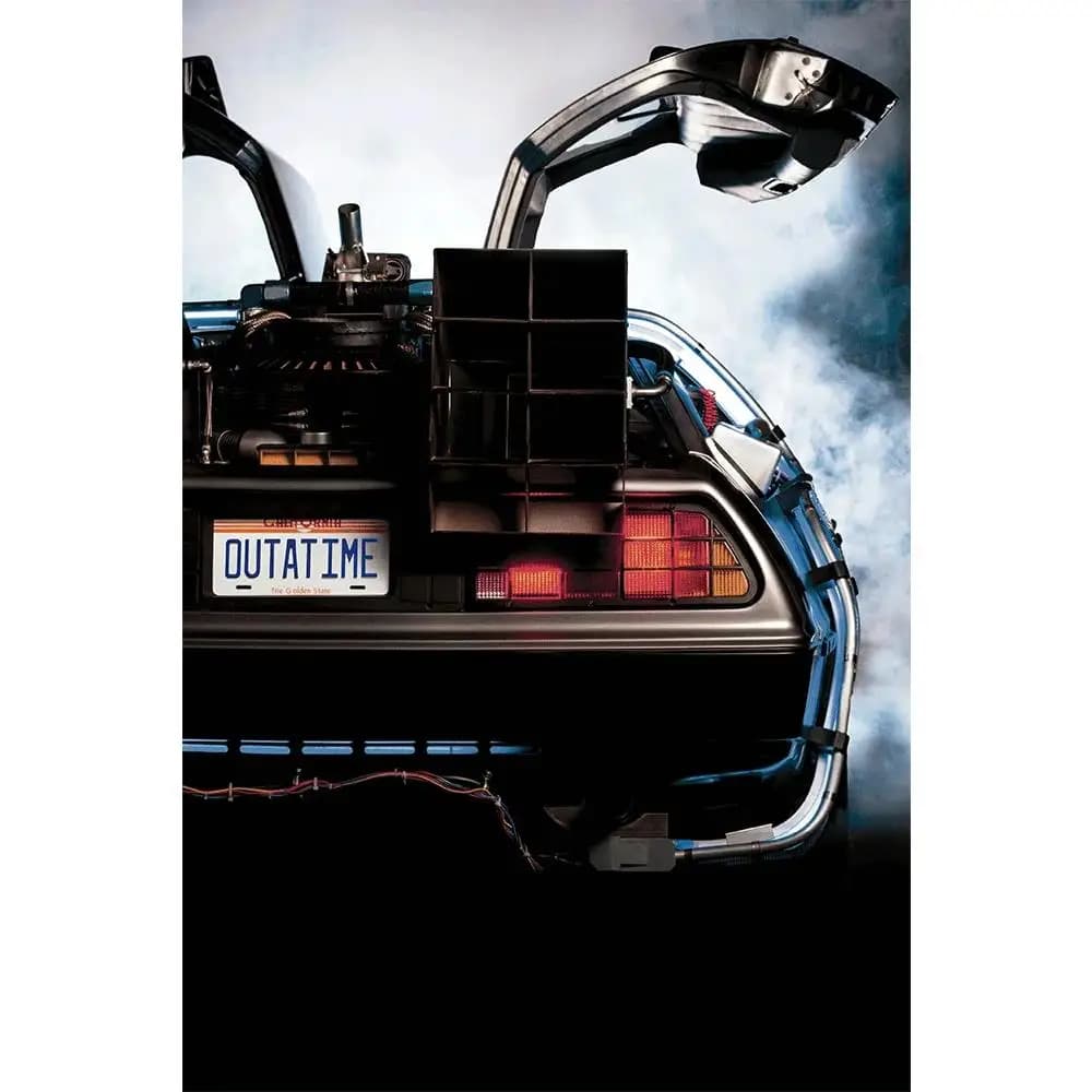 Clips de films classiques, retour vers le futur, affiches de la machine à temps Delorean, décoration